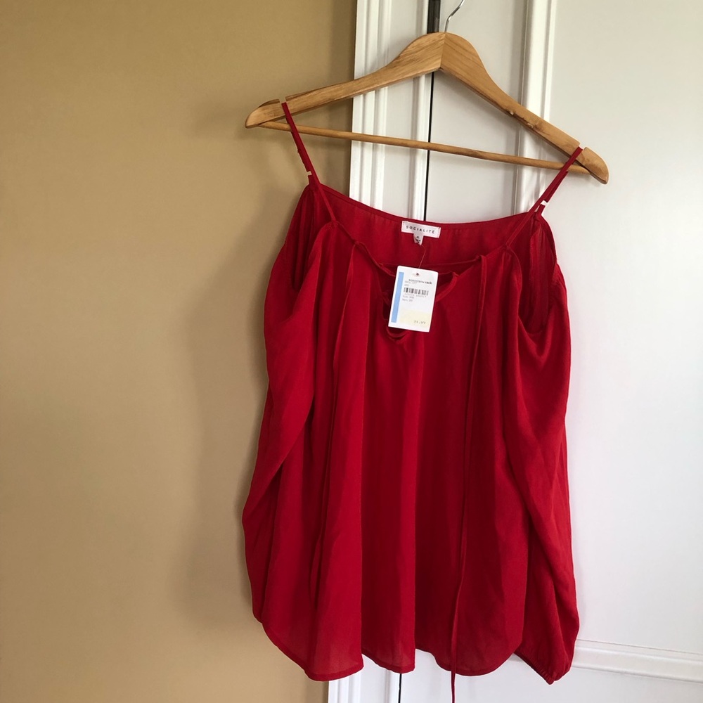 Nice Red top, XL, 100% Polyester